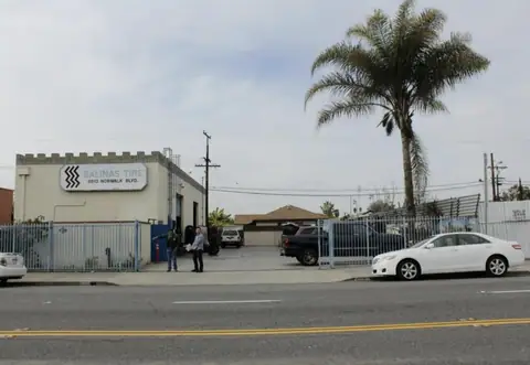 Salinas Tires in Whittier