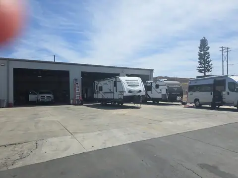 Giant RV - Service Center in Wildomar