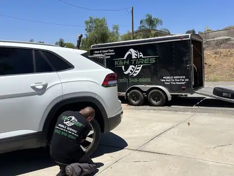 K AND H Mobile Tire Service in Wildomar