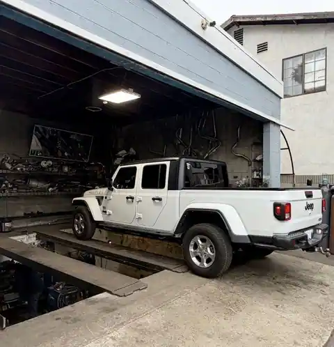 Delta Muffler Shop in Wilmington
