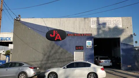 J&A Auto Body And Paint in Wilmington