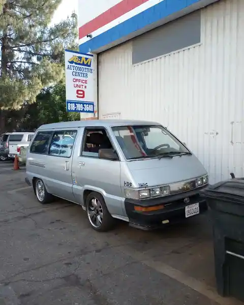 A&M Automotive Center in Winnetka