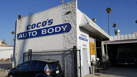 Coco's Auto Repair in Winnetka