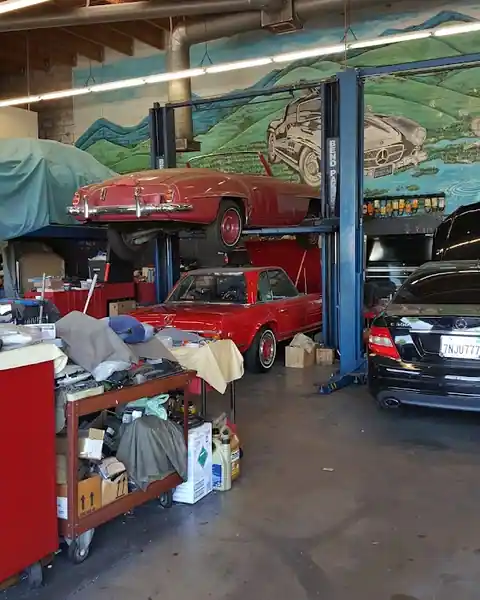 MBZ Motors in Winnetka