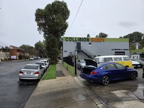 Collision Buddy in Woodland Hills