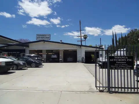 Topanga Auto Body, Inc. in Woodland Hills
