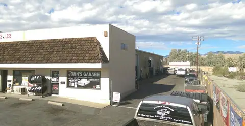John's Garage in Yucca Valley