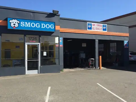 ALAMEDA SMOG DOG in Alameda