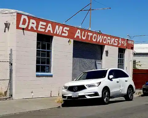 Dreams Autoworks in Alameda