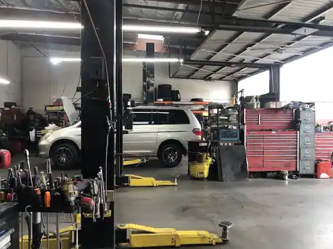 Frank's Auto Services in Anaheim