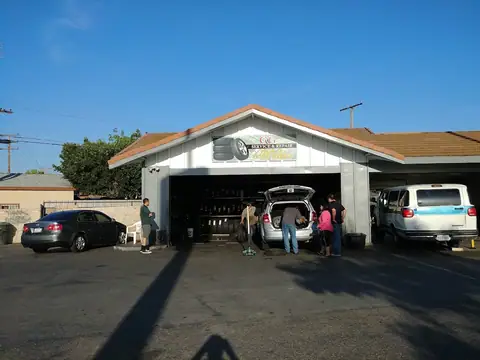 G & G Tires in Anaheim