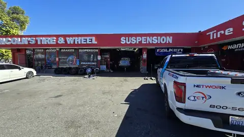 Lincoln's Tires in Anaheim