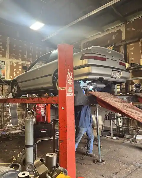 George's Muffler in Anderson