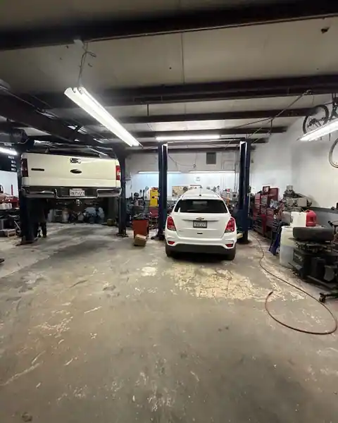 Tires & Auto repair 24 hours in Atascadero