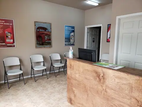 MANUEL'S AUTO SERVICIO in Bakersfield