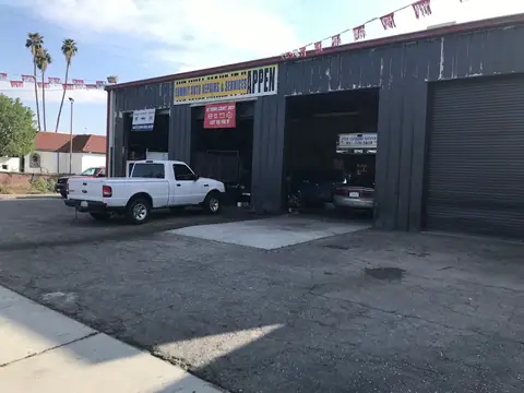 Summit Auto Repair and Services, LLC in Bakersfield