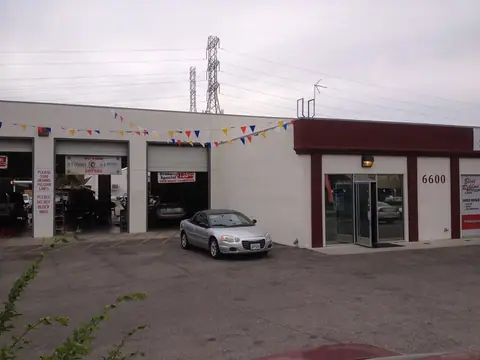 Universal Automotive in Bakersfield