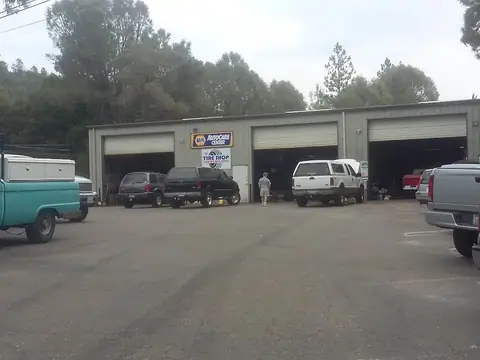 Auto repair in Big Oak Flat, CA
