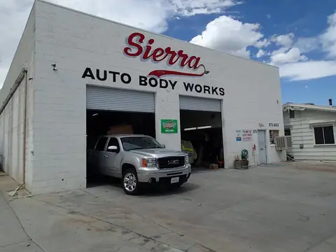 Sierra Auto Body Works in Bishop