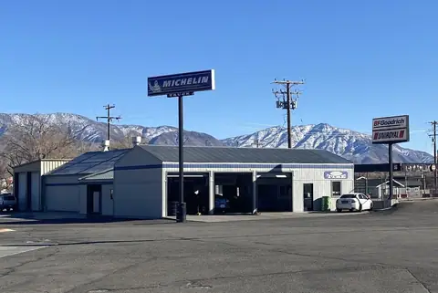 Simpson Tire Inc in Bishop