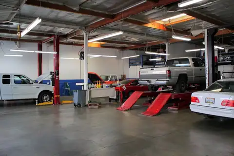 Star Auto Service & AC in Brea