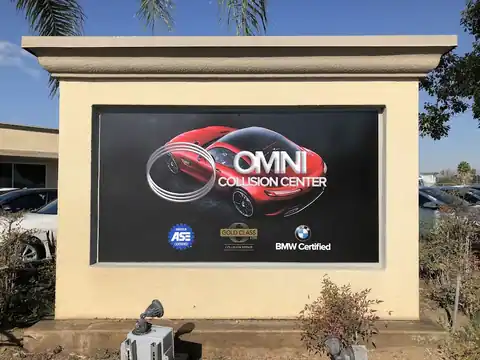 Omni 3 Collision Center in Buena Park