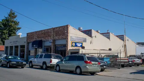 Lou's Auto Repair in Burlingame