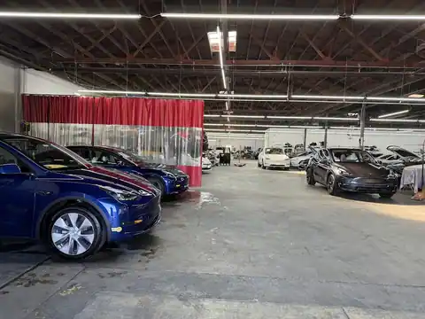 Maple Auto Body in Burlingame