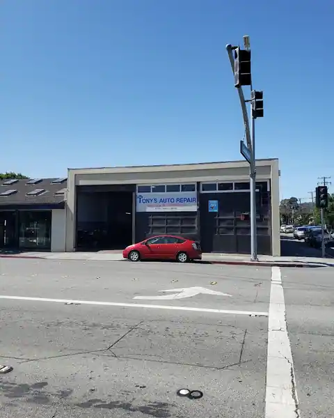 Tony's Auto Repair in Burlingame