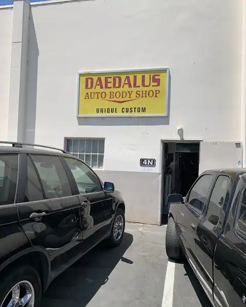 Daedalus Auto Body Shop in Camarillo