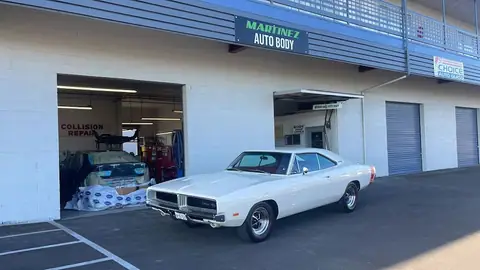 Martinez Auto Body in Camarillo