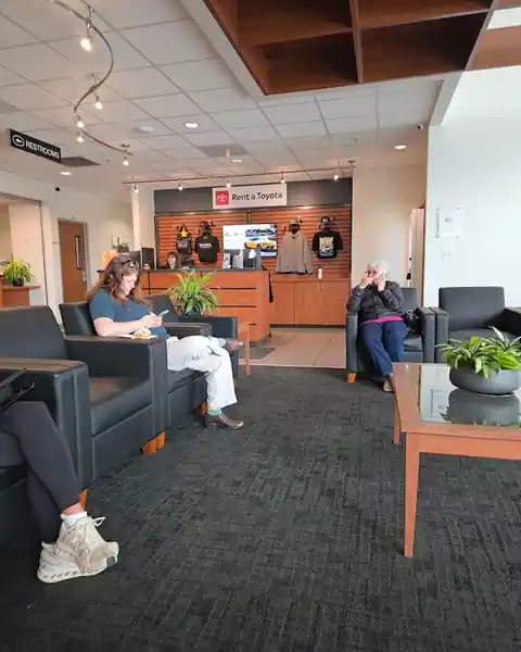 Santa Cruz Toyota Service & Parts in Capitola