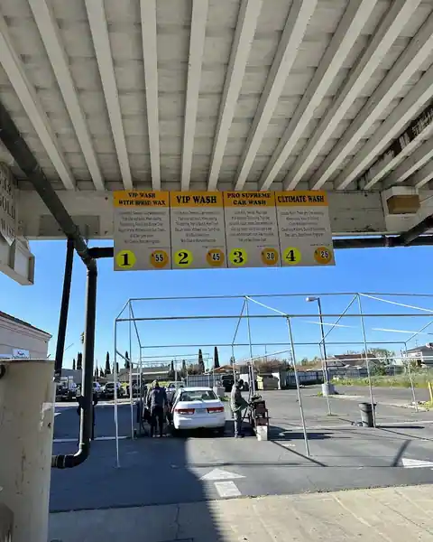 Mitchell Gas & Lube in Ceres