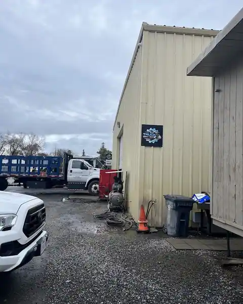 E&T Truck Repair in Chico