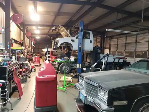 Jo's Auto & Truck Repair in Chowchilla