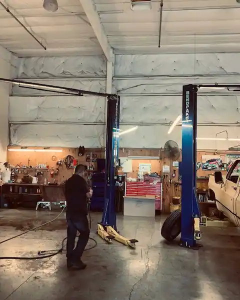 Cloverdale Xpress Oil & Automotive Repair in Cloverdale