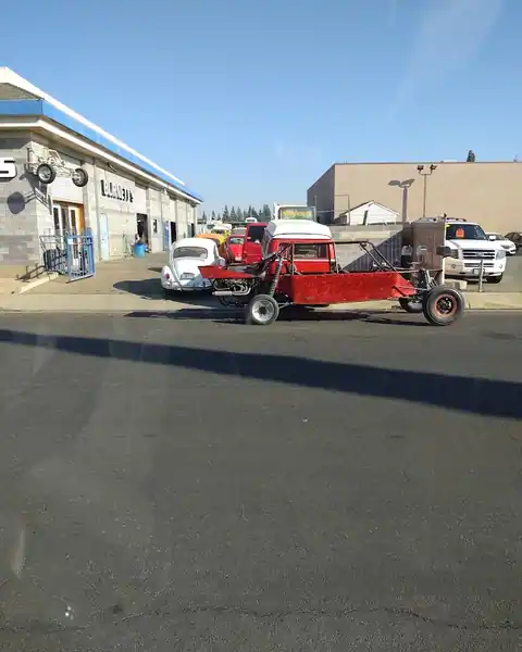 Burnett's Auto Repair in Clovis