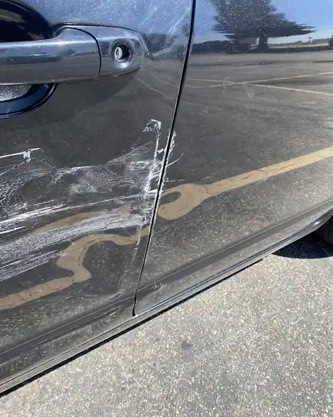 Don Valenzuela's Autobody in Clovis