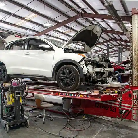 G&C Auto Body in Clovis