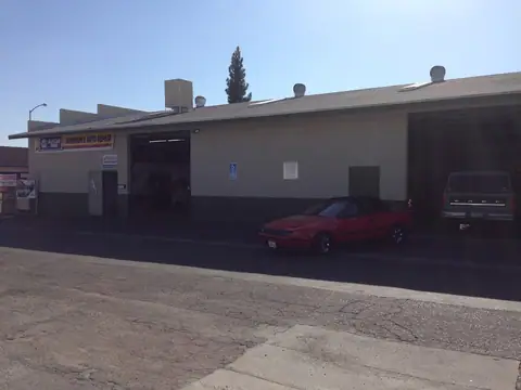 Johnson's Auto Repair in Clovis