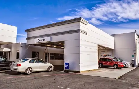 Serramonte Volkswagen in Colma