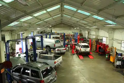 Autos International in Concord