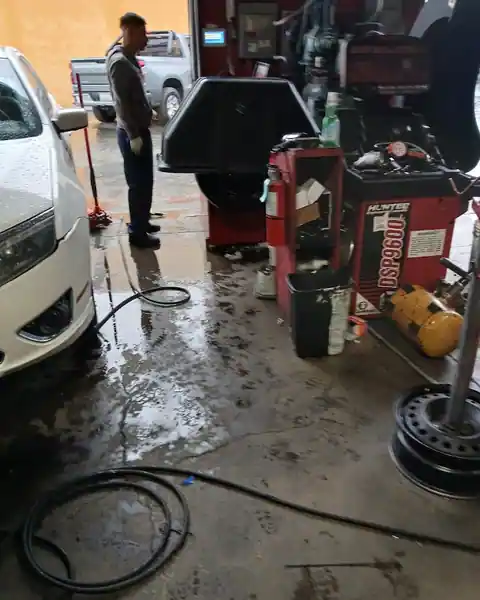Compas tires in Concord
