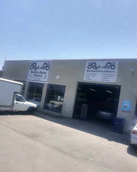 Ray's Auto Repair and Diesel Services in Corcoran