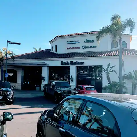 Pacific Windshields Mobile Rock Chip Repair in Encinitas