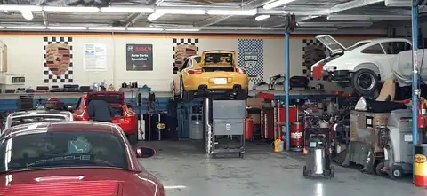 Auto Strasse Porsche Repair in Costa Mesa