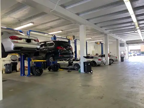 California Coast Tesla Repair near Costa Mesa