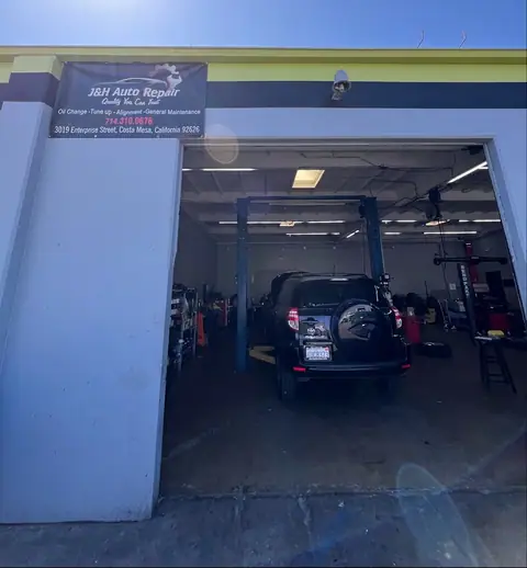 J&H Auto Repair in Costa Mesa