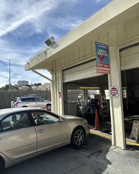 ARCO Daly City Smog Pros - Near DMV STAR Free Retest in Daly City