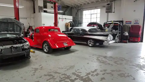 Auto Collision Center in Daly City